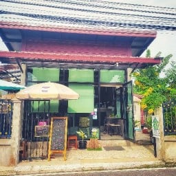 ผักล้วน สมูทตี้เฮ้าส์ @บ้านพ่อกับแม่