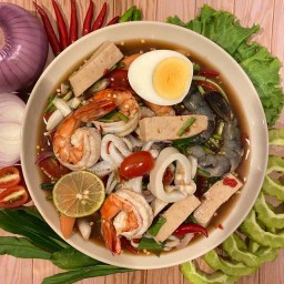 ยำ-หน้าหมี บ้านฉาง