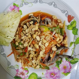 ส้มตำผัวด่ายังขายอยู่