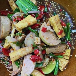 ตำหมูยอหน่อไม้สด