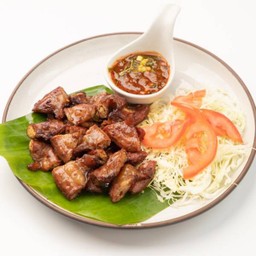 ไส้อ่อนหมูย่าง จิ้มแจ่ว ISAN