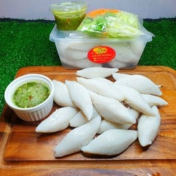 ยำลูกชิ้น(รักบี้)