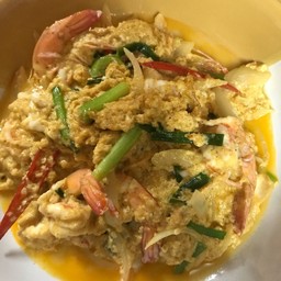 กุ้งผัดผงกะหรี่