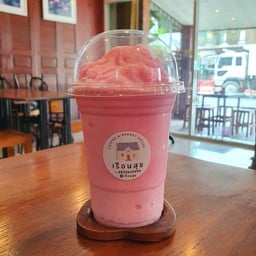 นมชมพู ปั่น