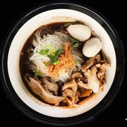 ก๋วยเตี๋ยวเรืออัศวิน (สาขาบรรทัดทอง)