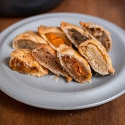 กะหรี่ปั๊บไส้ไก่สูตรแชมป์ประเทศไทยfoodvilla ตลาดfoodvilla