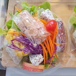 ร้านสลัดคุณเจี๊ยบตลาดนัดลุงหนู