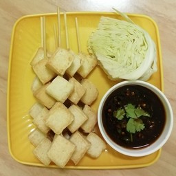 ร้านหญิงลูกชิ้นคัดเกรด 100%