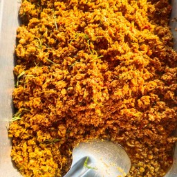 แม่บุญส่งข้าวแกงใต้