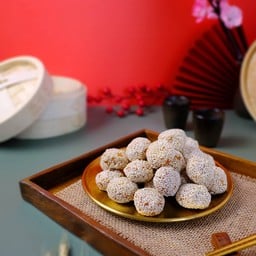 ขนมเหลาฮวย หรือ งาพอง