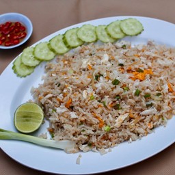 ข้าวผัด (ปู หรือ กุ้ง)