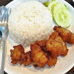ข้าวหมูสามชั้นทอด