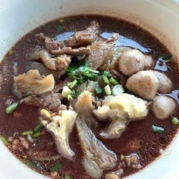 เกาเหลาลูกชิ้นเนื้อสดน้ำตก