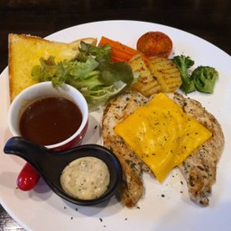 สเต็กไก่อบชีส