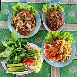 ร้านแซ่บอีสาน นิคมไฮเทค