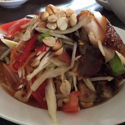 ตำไก่ตกครก