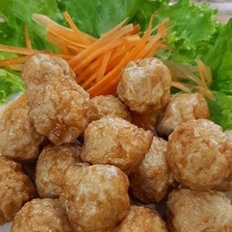 ลูกชิ้นเอ็นเนื้อทอด