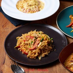 มาม่าผัดหมูสับ