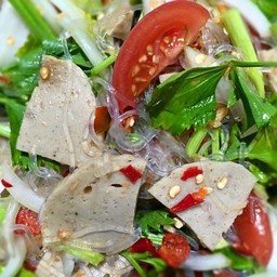 ยำวุ้นเส้นหมูยอหมูสับ