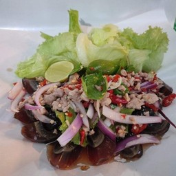 ยำไข่เยี่ยวม้า