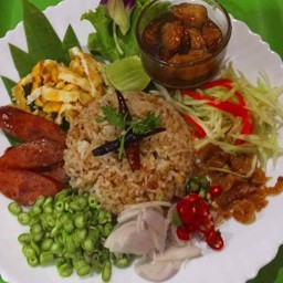 ข้าวคลุกกะปิ