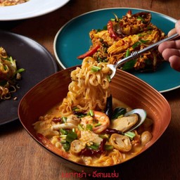 มาม่าต้มยำทะเลน้ำข้น