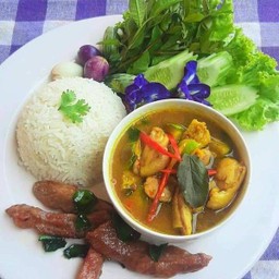 ข้าว+แกงป่าไก่+หมูแดดเดียว