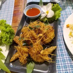 ไก่ทอดสมุนไพร