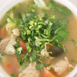 ต้มแซบ กระดูกหมู หมูเด้ง