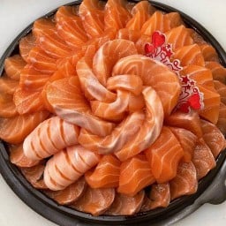 Salmon Sashimi & Sushi โฮมสันป่าตองเดลิเวอรี่