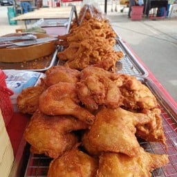 อ้วนไก่ทอดหาดใหญ่