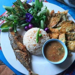 เซ็ตข้าวน้ำพริกกะปิปลาทูทอด