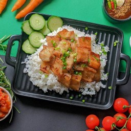 ข้าวหน้าหมูย่างซอส หมูบินได้ ประดิพัทธ์