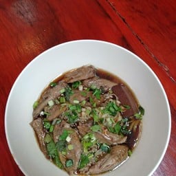 ก๋วยเตี๋ยวเป็ดลุงเสริฐ