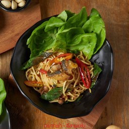 สปาเก็ตตี้ผัดปลาเค็ม