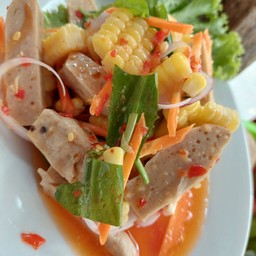 ยำหมูยอใส่ข้าวโพด