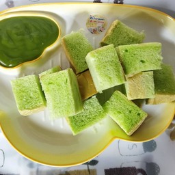 ขนมปังสังขยาใบเตย