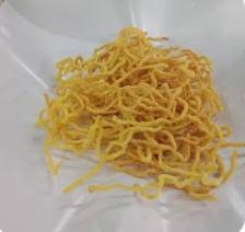 บะหมี่เหลืองกรอบ