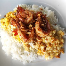 ข้าวไข่ข้นกุ้งกระเทียม