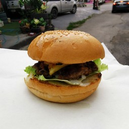 Poom Burger Homemade