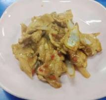 ผัดพริกสดหมูชิ้น กับข้าว