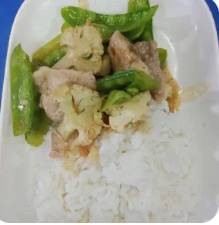 ผัดผักรวมหมู ราดข้าว