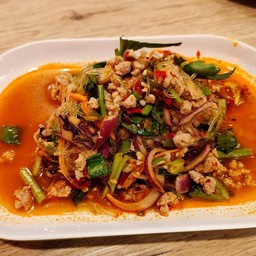ยำวุ้นเส้นพริกเผา