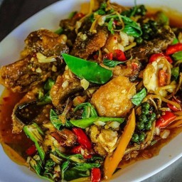 เนื้อปลาผัดฉ่า