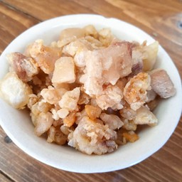 กากหมูเจียว