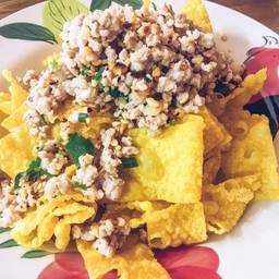 เกี้ยวกรอบยำ