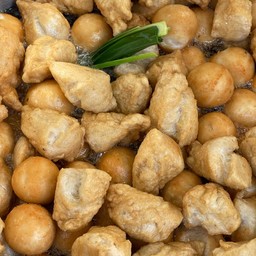 ลูกชิ้นปลาทอด ผสม กุ้งทอด L