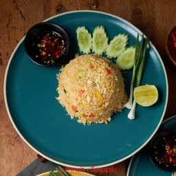 ข้าวผัดปลาเค็ม