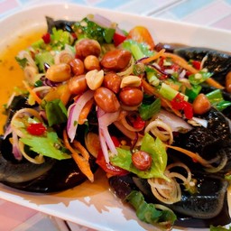 ยำไข่เยี่ยวม้า