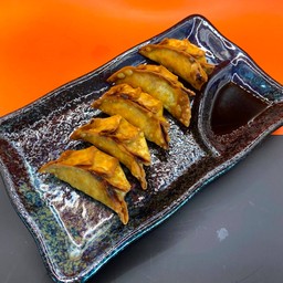 เกี๊ยวซ่าทอด 5 ชิ้น